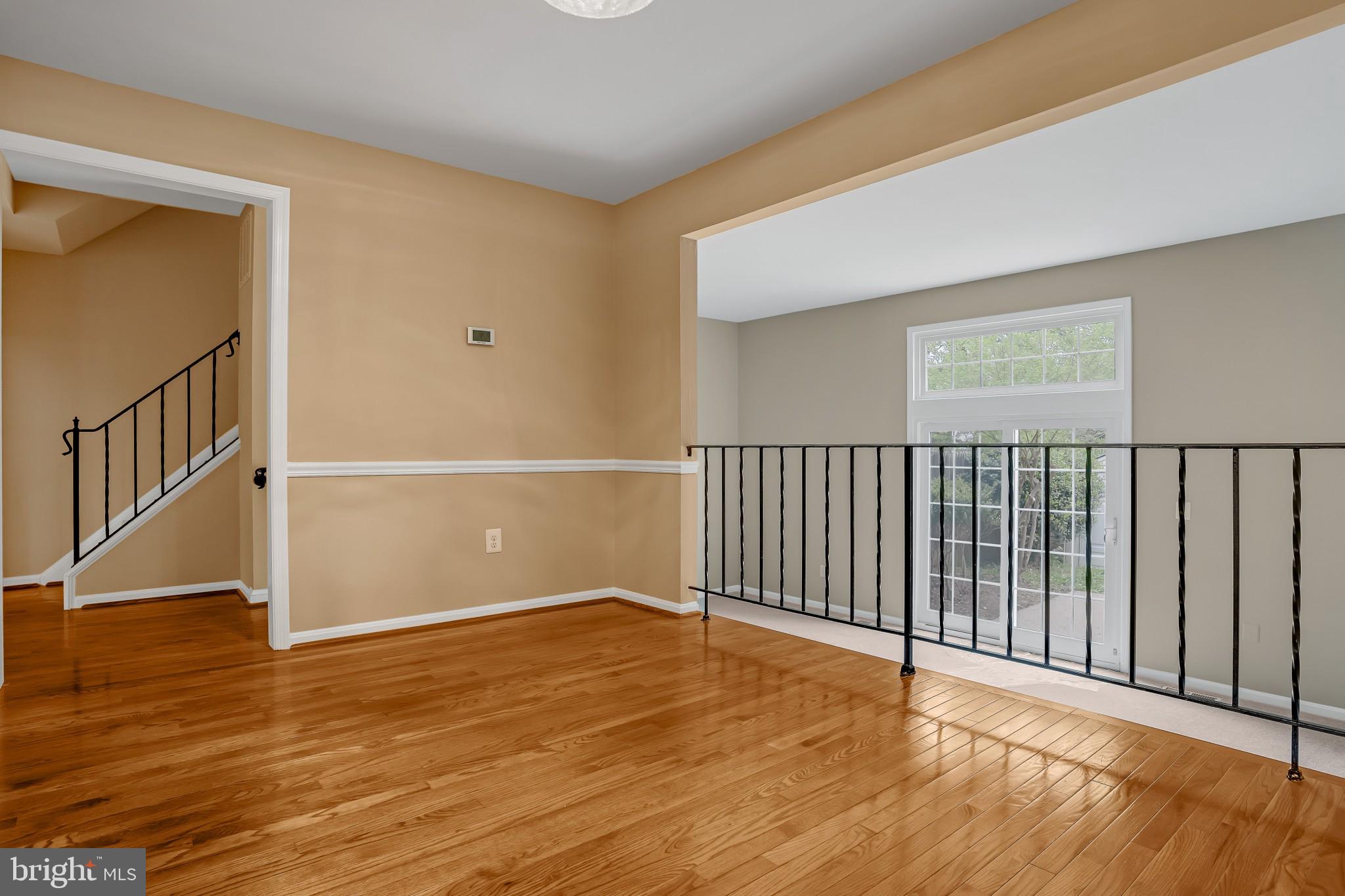 5261 Leestone Court Springfield, VA 22151 - Photo 7 of 35