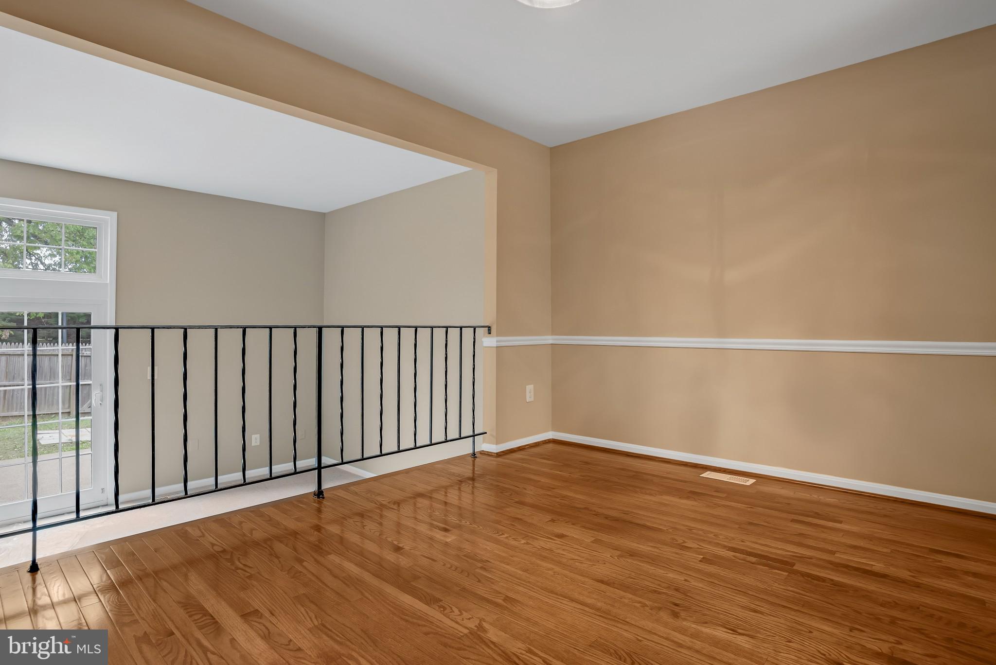 5261 Leestone Court Springfield, VA 22151 - Photo 8 of 35