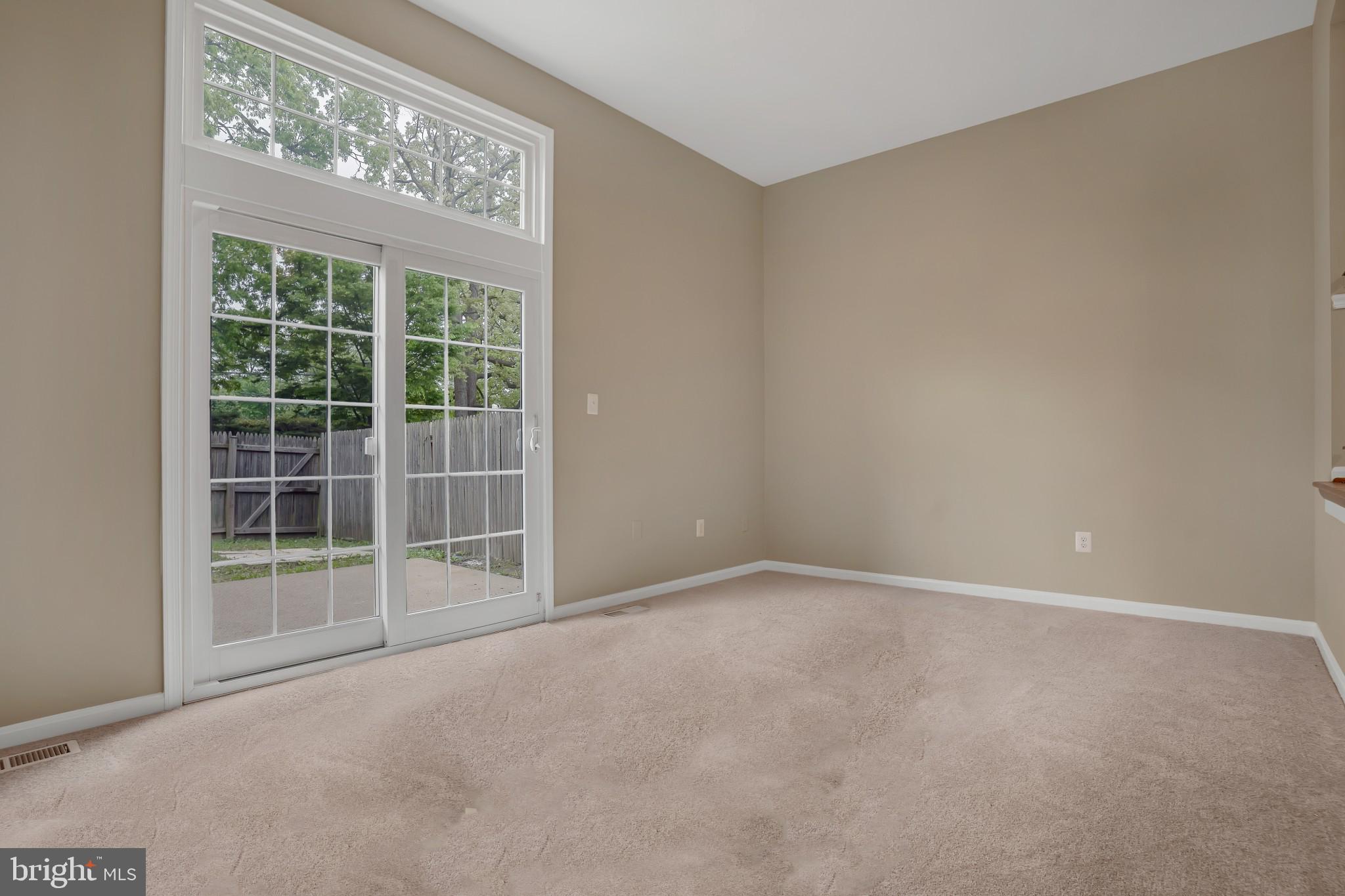5261 Leestone Court Springfield, VA 22151 - Photo 10 of 35