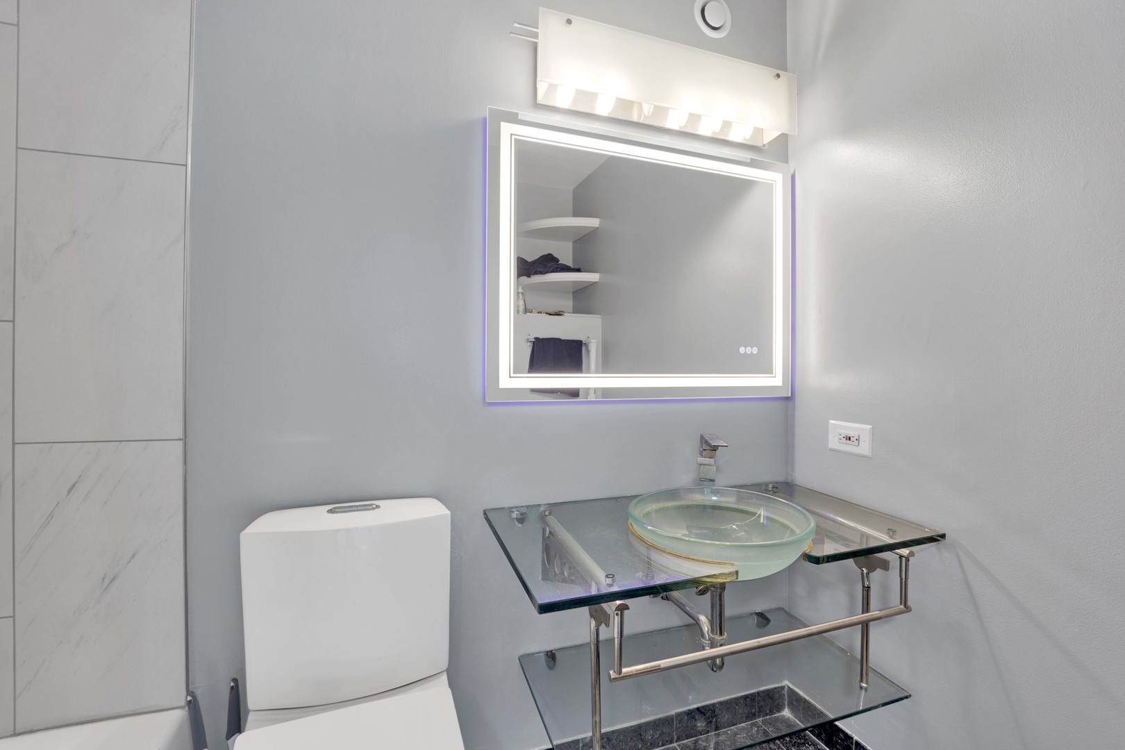 5320 North Sheridan Road, Unit 1504 Chicago, IL 60640 - Photo 11 of 20