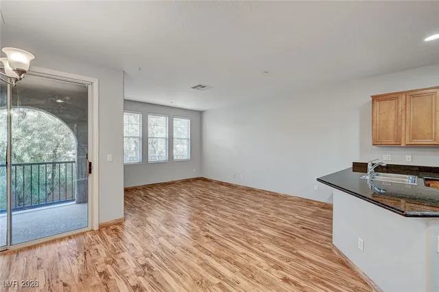 $369,900 | 10067 Sand Key Street, Las Vegas, NV 89178