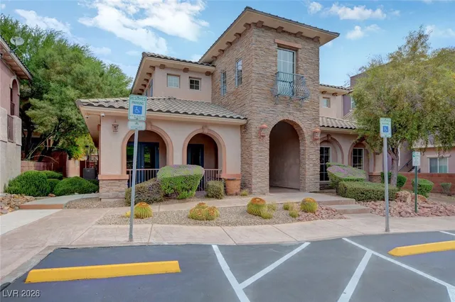 $369,900 | 10067 Sand Key Street, Las Vegas, NV 89178