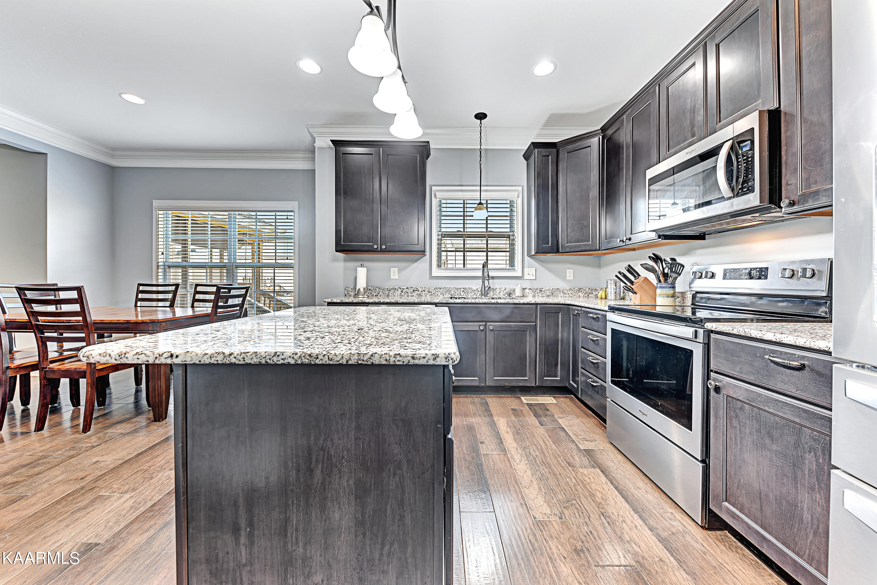7348 Ladd Road Powell, TN 37849 - Photo 7 of 21 AgentOptix -10
