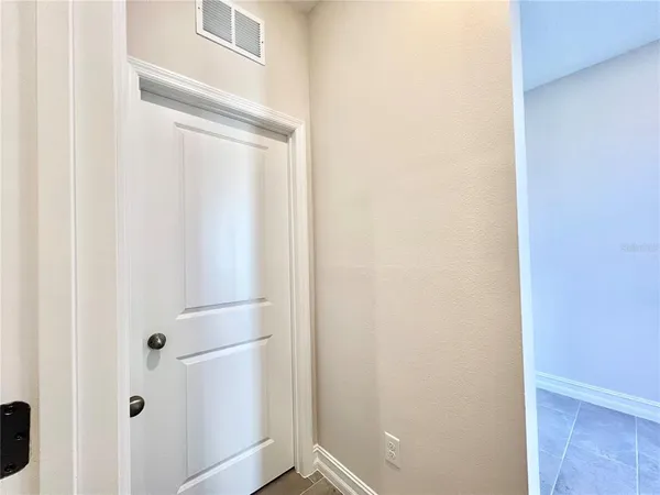 $2,800 | 32303 Rosepine Boulevard, Wesley Chapel, FL 33543