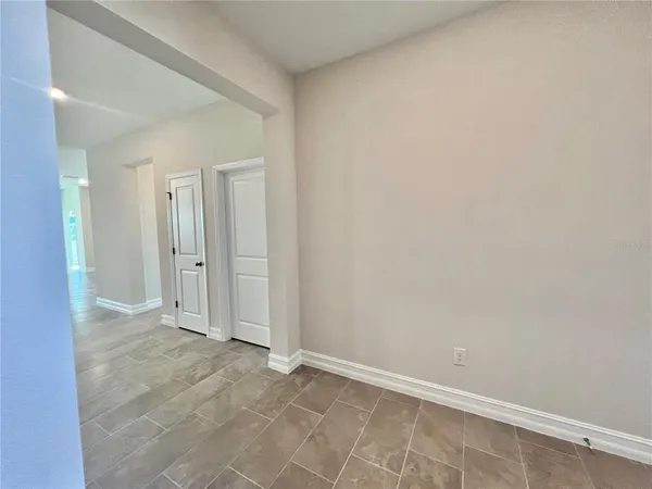 $2,800 | 32303 Rosepine Boulevard, Wesley Chapel, FL 33543