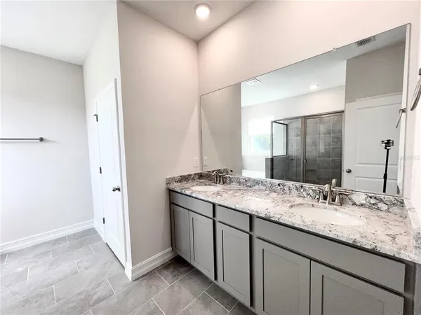 $2,800 | 32303 Rosepine Boulevard, Wesley Chapel, FL 33543