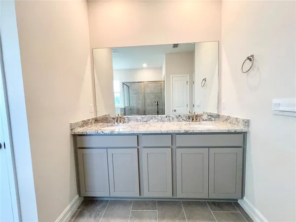 $2,800 | 32303 Rosepine Boulevard, Wesley Chapel, FL 33543