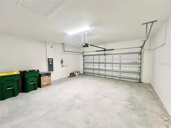 $2,800 | 32303 Rosepine Boulevard, Wesley Chapel, FL 33543