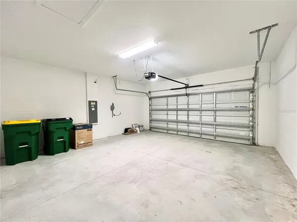 $2,800 | 32303 Rosepine Boulevard, Wesley Chapel, FL 33543