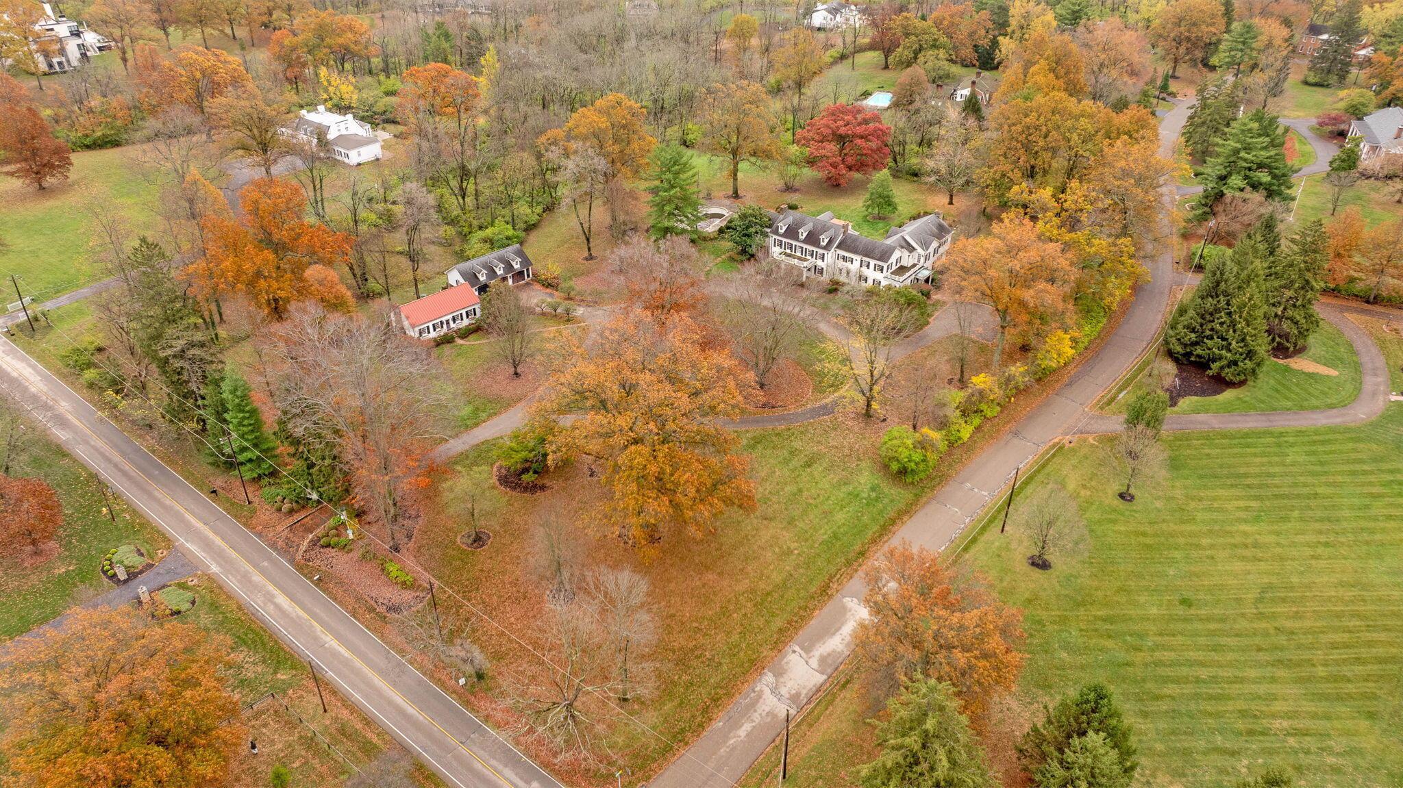 7805 Brill Road Cincinnati, OH 45243 - Photo 14 of 139 14-web-or-mls-7805BrillRoad_Hommati102 (