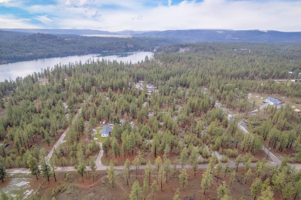 7754 Samuel Street Ford, WA 99013 - Photo 11 of 33