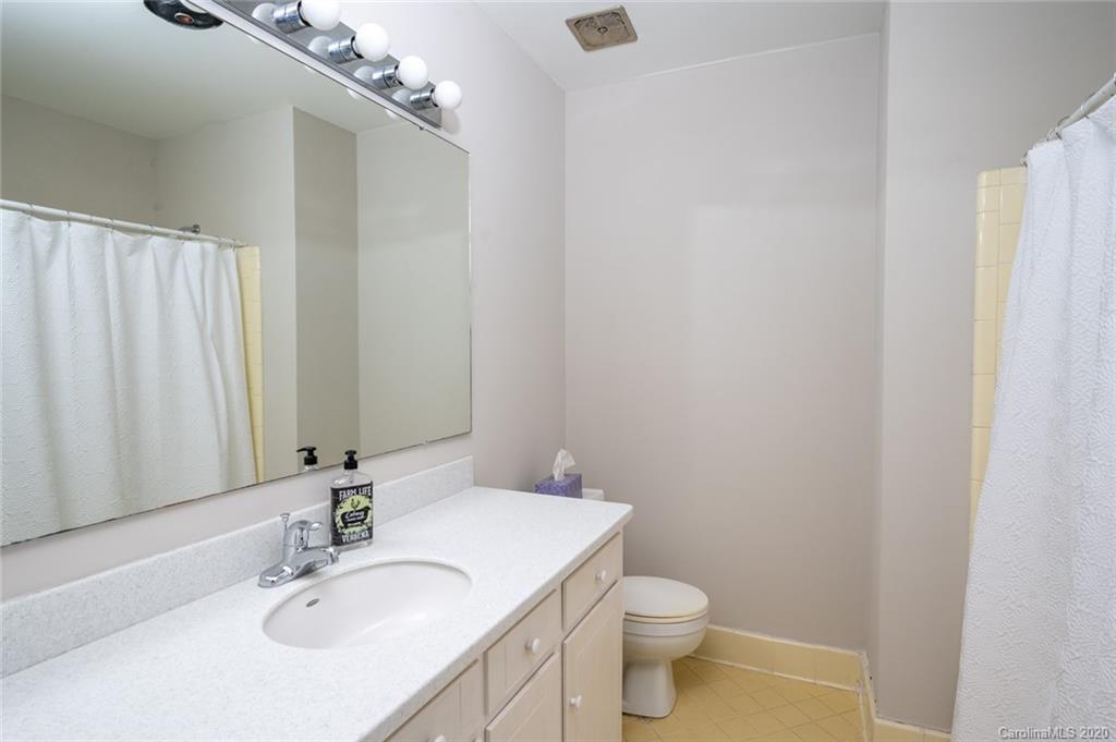 3709 Flowerfield Road Charlotte, NC 28210 - Photo 15 of 29 Gallery Image 15