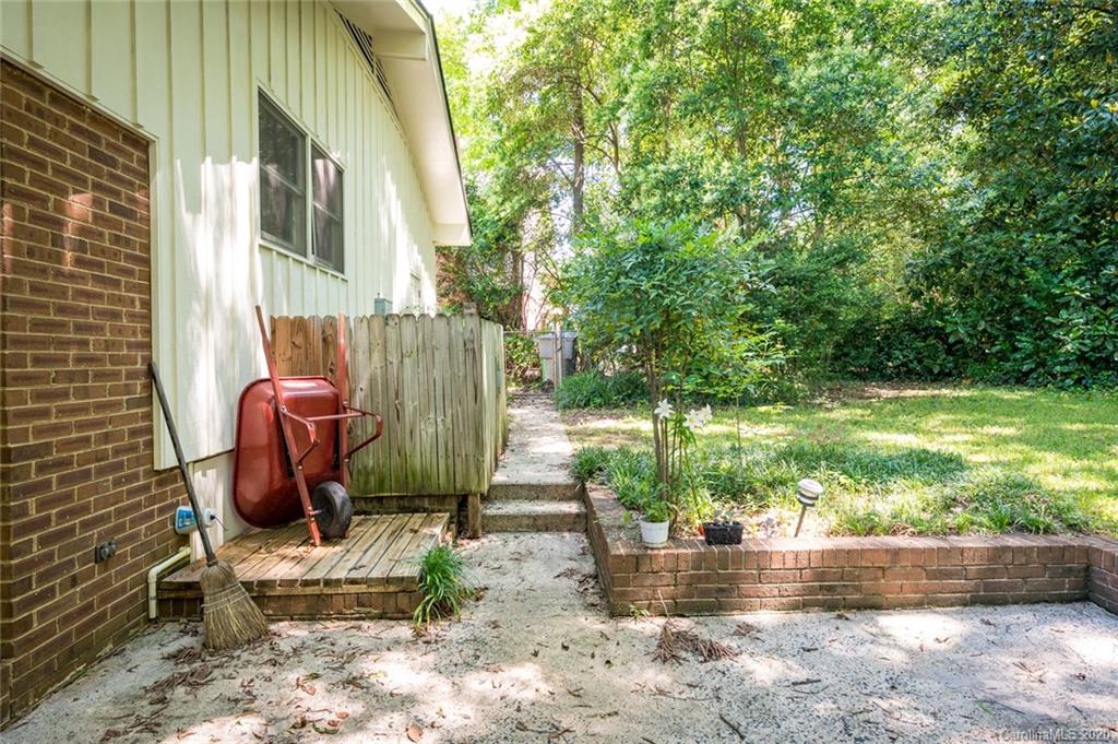 3709 Flowerfield Road Charlotte, NC 28210 - Photo 23 of 29 Gallery Image 23