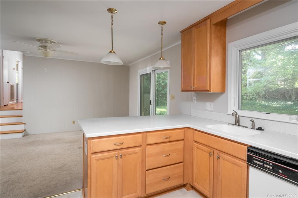 3709 Flowerfield Road Charlotte, NC 28210 - Photo 8 of 29 Gallery Image 8