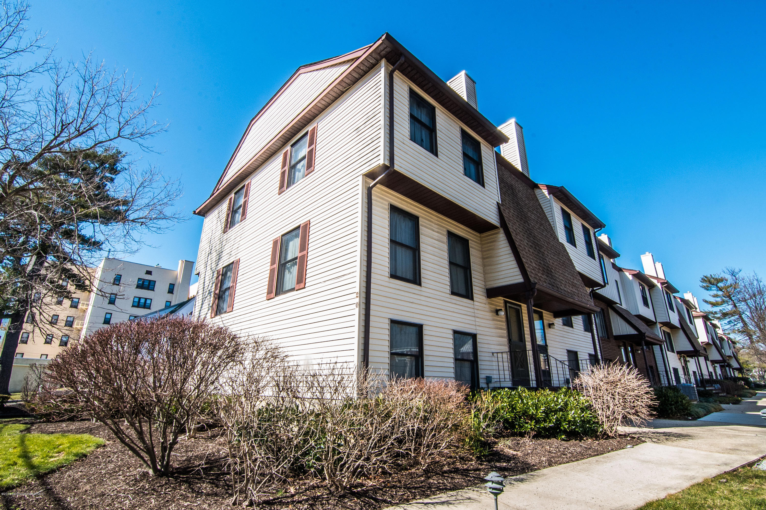 20 Pinckney Road, Unit A1 Red Bank, NJ 07701 - Photo 1 of 25 a view of a building with a street