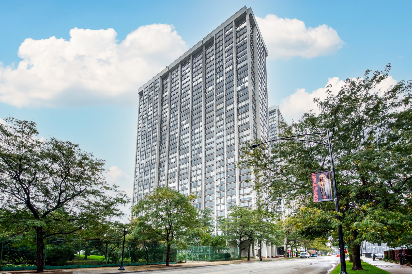 5455 North Sheridan Road, Unit 2204 Chicago, IL 60640 - Photo 1 of 18 Gallery Image 1