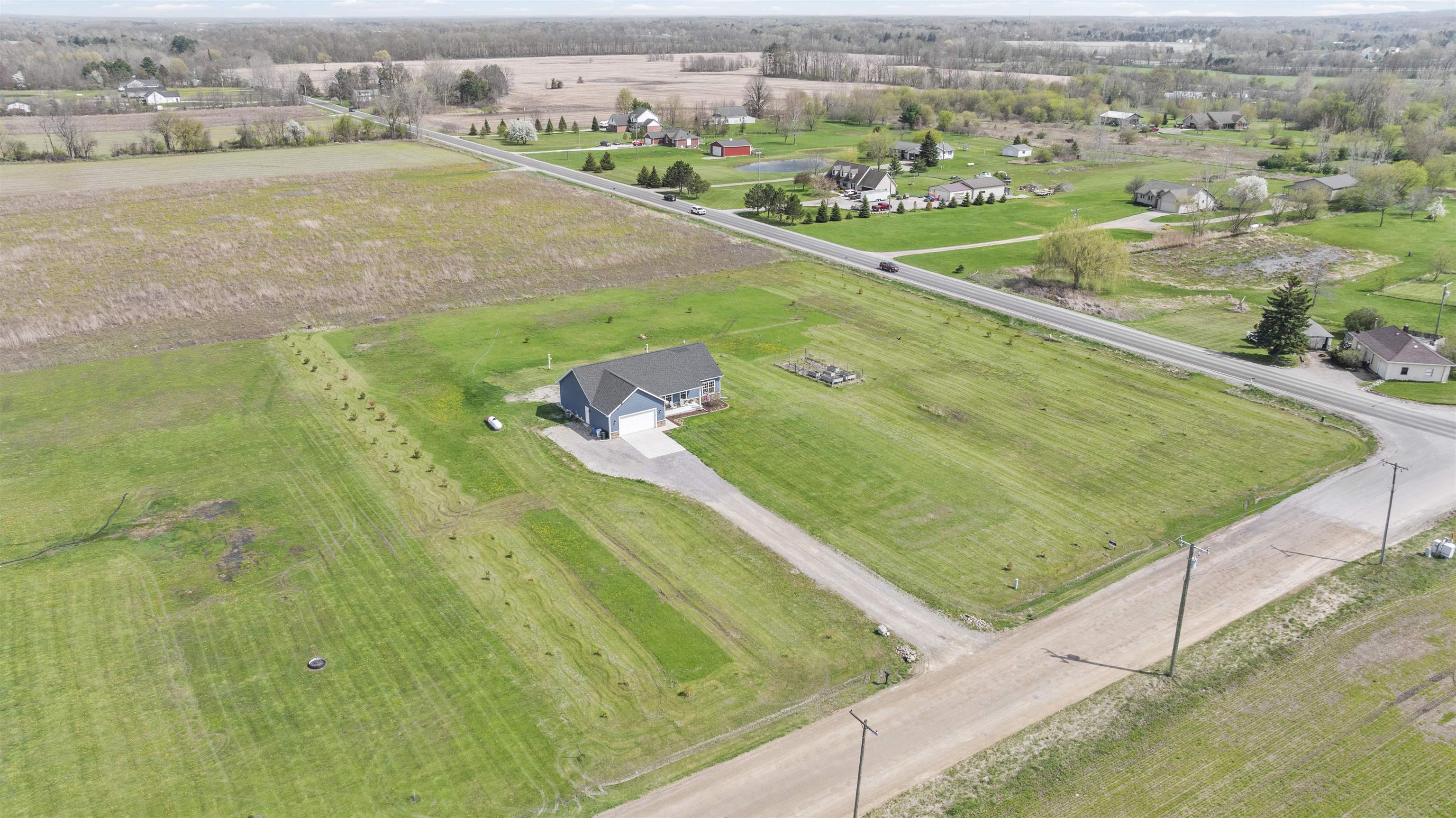 1985 Winslow Road Imlay City, MI 48444 - Photo 9 of 47 50205587-7ac1de0e-846e-469a-b909-b7158cf317e5.JPG