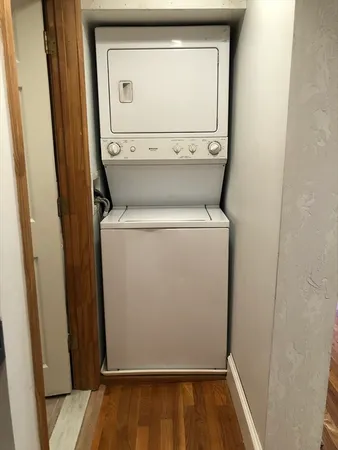 $2,600 | 184 Middle Street, Unit 2, Braintree, MA 02184