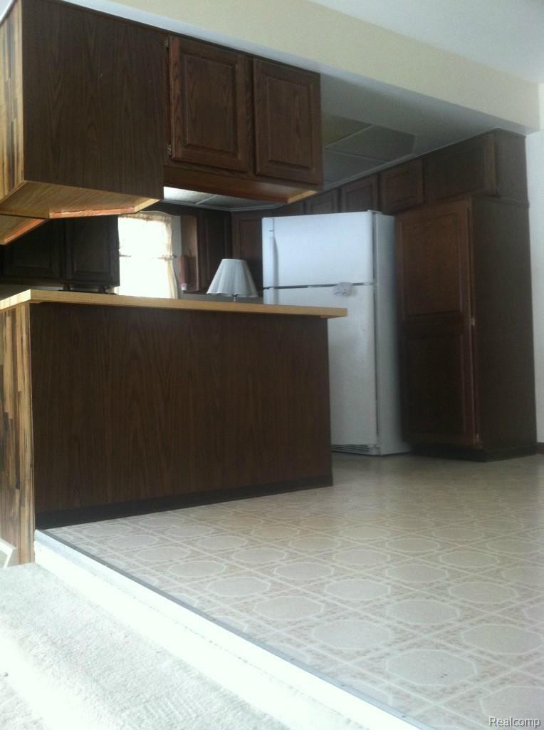 13230 Grafton Road Carleton, MI 48117 - Photo 8 of 20 moms iphone 082.jpg