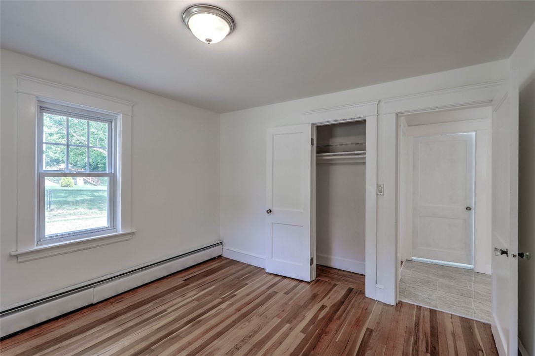 17 Clinton Avenue Scituate, RI 02831 - Photo 15 of 34