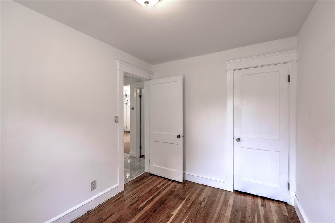 17 Clinton Avenue Scituate, RI 02831 - Photo 17 of 34