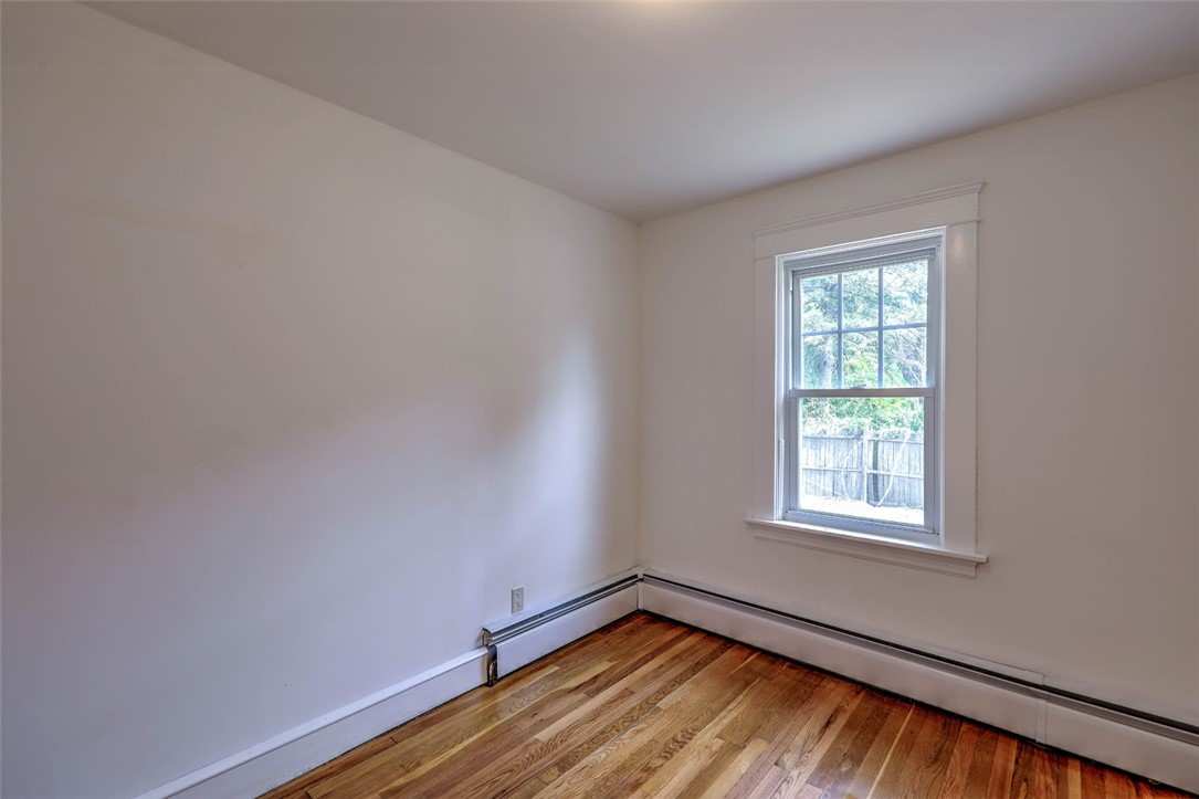 17 Clinton Avenue Scituate, RI 02831 - Photo 18 of 34