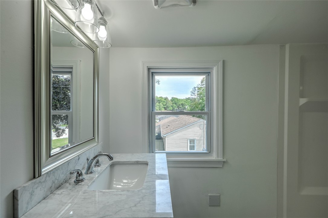 17 Clinton Avenue Scituate, RI 02831 - Photo 27 of 34