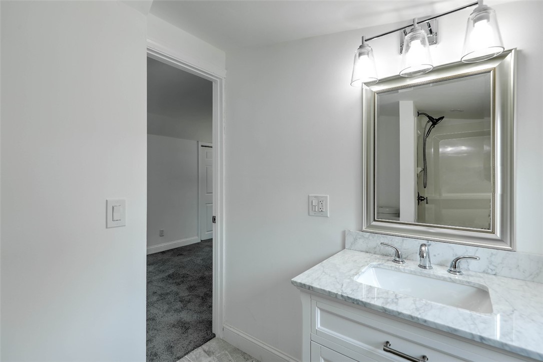 17 Clinton Avenue Scituate, RI 02831 - Photo 29 of 34