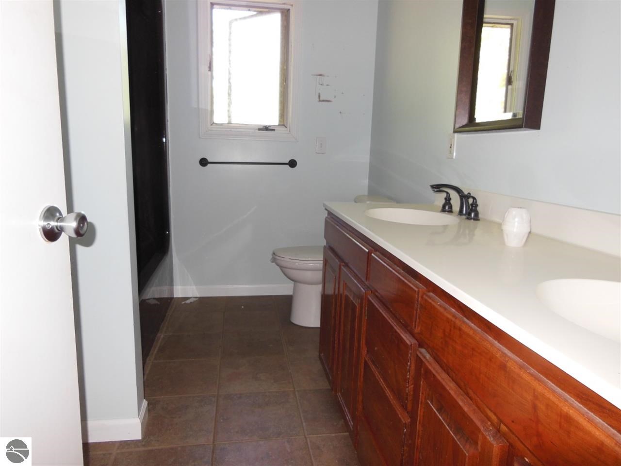 11097 South Wise Road St. Louis, MI 48880 - Photo 2 of 8 1775977-1.JPG