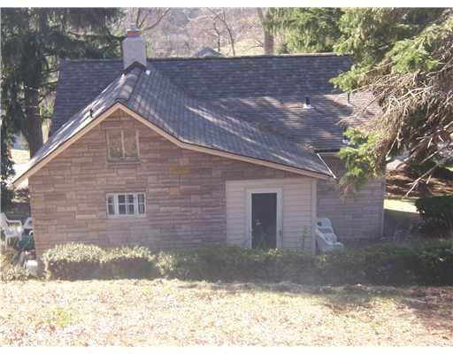 5051 East Willock Road Baldwin, PA 15227 - Photo 2 of 3 Exterior Back.