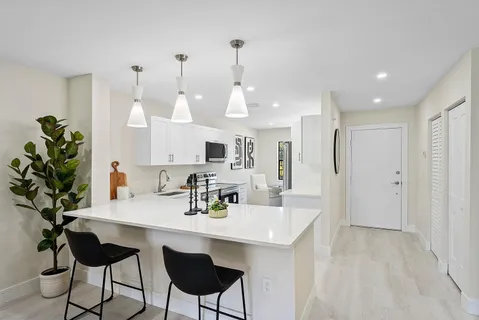 $99,990 | 20 Southport Lane, Unit D, Boynton Beach, FL 33436