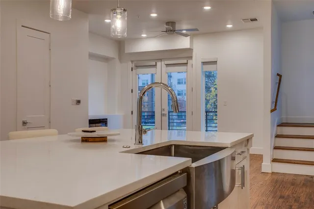 $3,200 | 1804 Ripley Street, Unit 101, Dallas, TX 75204