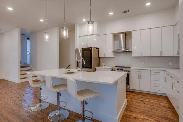 $3,200 | 1804 Ripley Street, Unit 101, Dallas, TX 75204