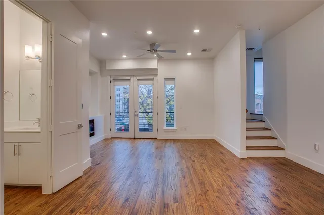 $3,200 | 1804 Ripley Street, Unit 101, Dallas, TX 75204