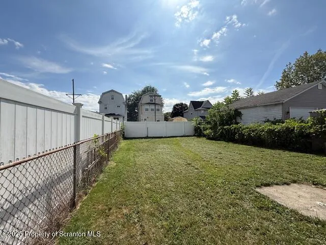 $139,000 | 152 Lawrence Street, Wilkes Barre, PA 18702