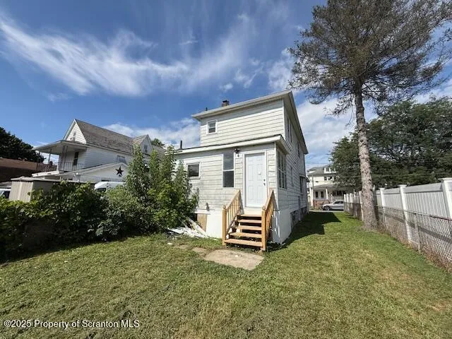 $139,000 | 152 Lawrence Street, Wilkes Barre, PA 18702