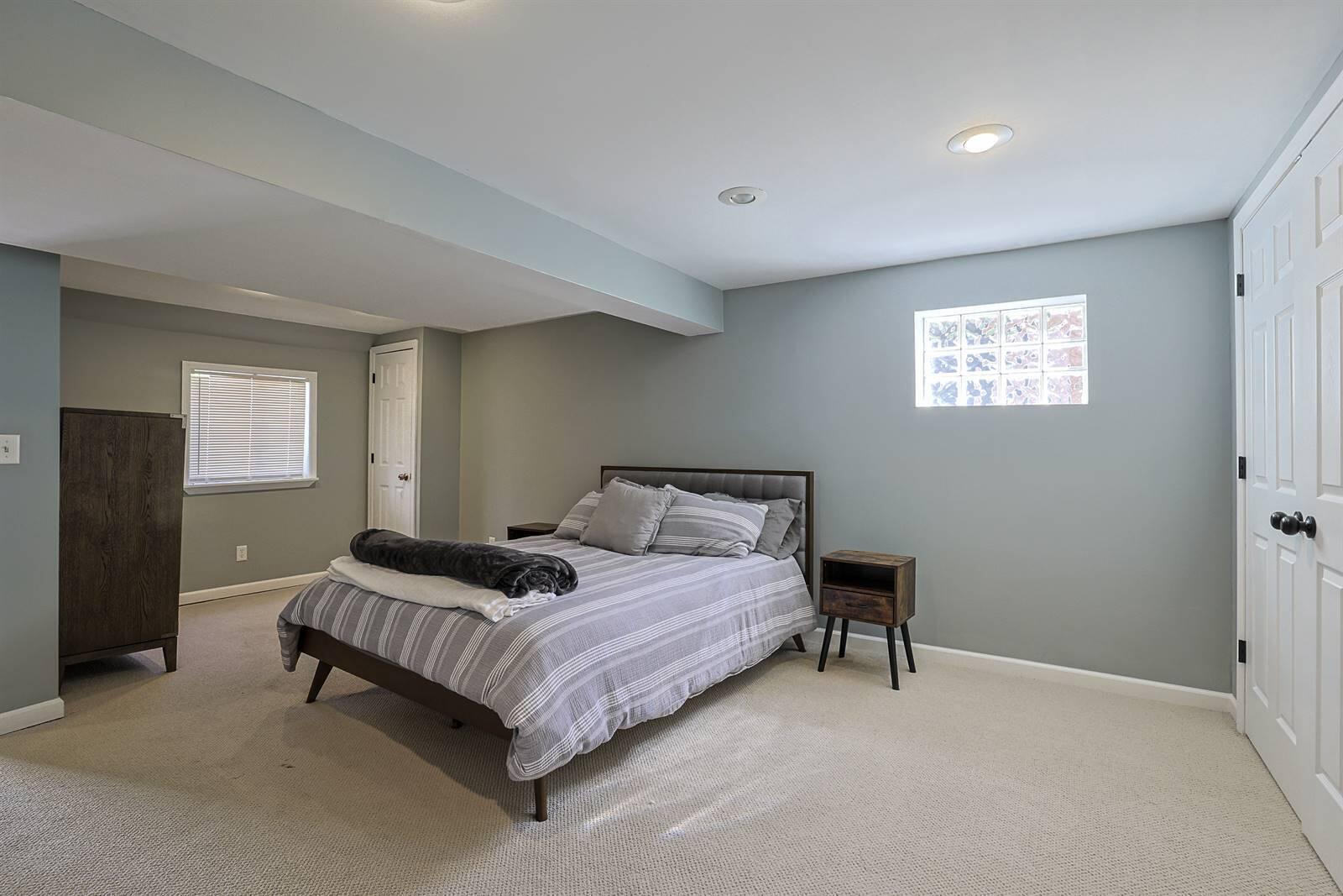 1067 Lawton Road Covington, KY 41011 - Photo 32 of 48