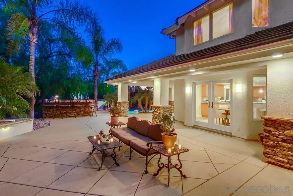 16052 Country Day Road Poway, CA 92064 - Photo 14 of 75