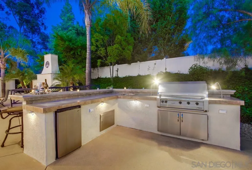 16052 Country Day Road Poway, CA 92064 - Photo 15 of 75