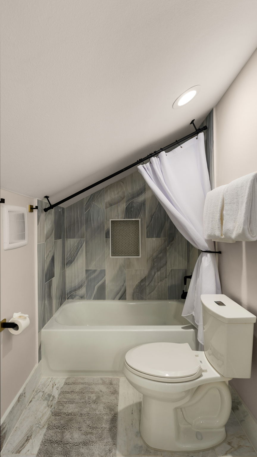 1909 West 40th Street Austin, TX 78731 - Photo 33 of 40 Thoughtful details provide comfort and convenience for family and guests alike.