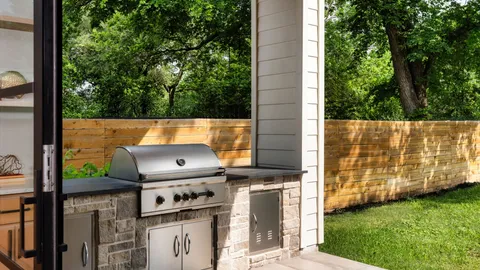 $2,150,000 | 1909 West 40th Street, Austin, TX 78731