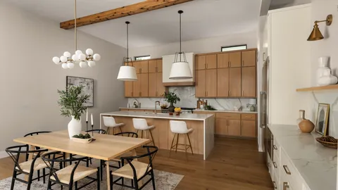 $2,150,000 | 1909 West 40th Street, Austin, TX 78731