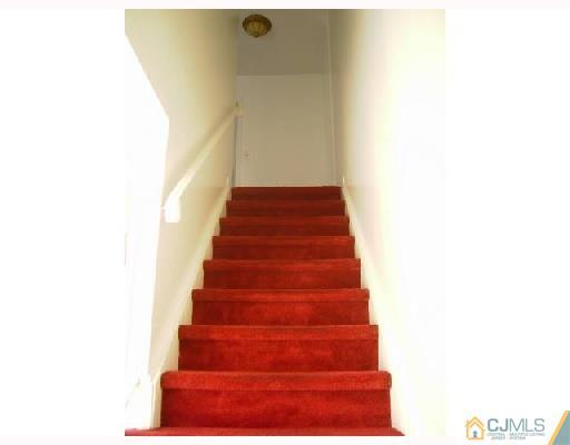 111 Redbud Road Piscataway, NJ 08854 - Photo 2 of 9