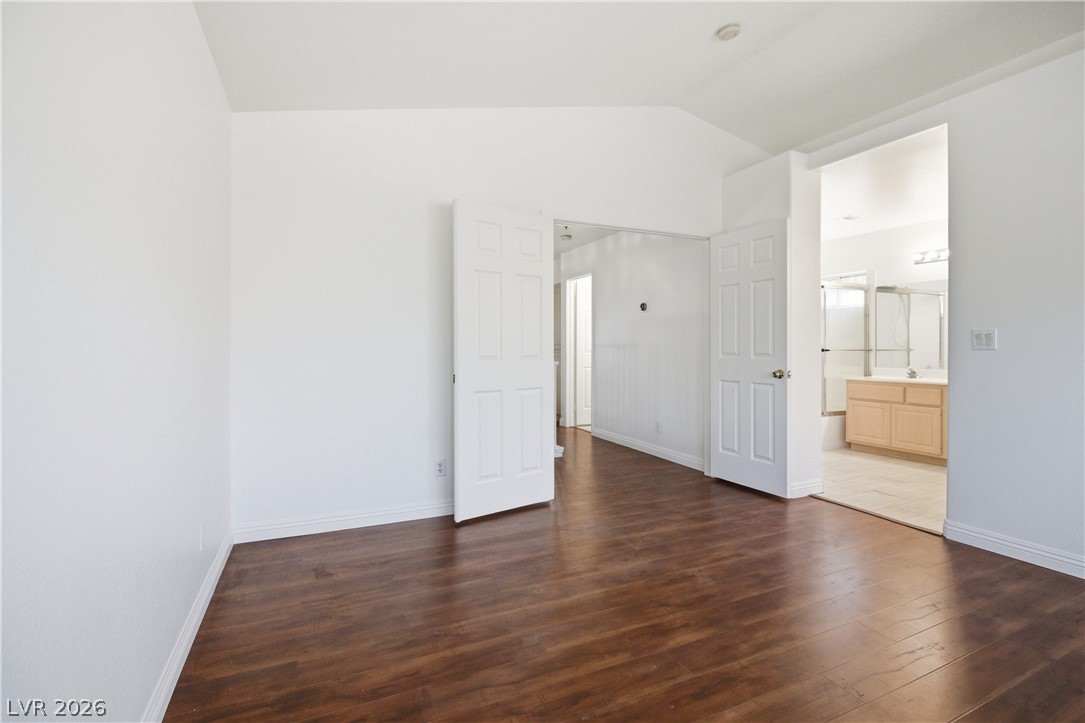 244 Camelback Ridge Avenue Henderson, NV 89012 - Photo 13 of 24