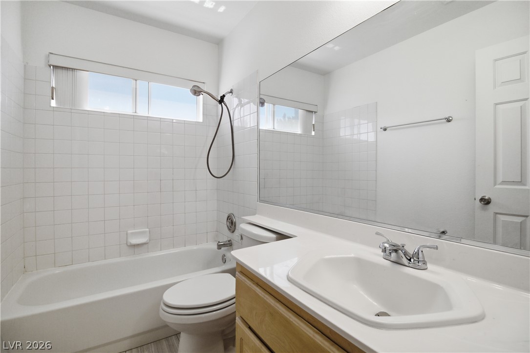 244 Camelback Ridge Avenue Henderson, NV 89012 - Photo 18 of 24