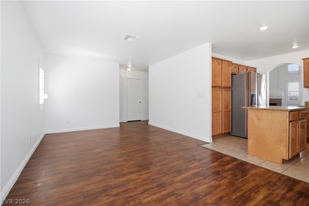 244 Camelback Ridge Avenue Henderson, NV 89012 - Photo 10 of 24