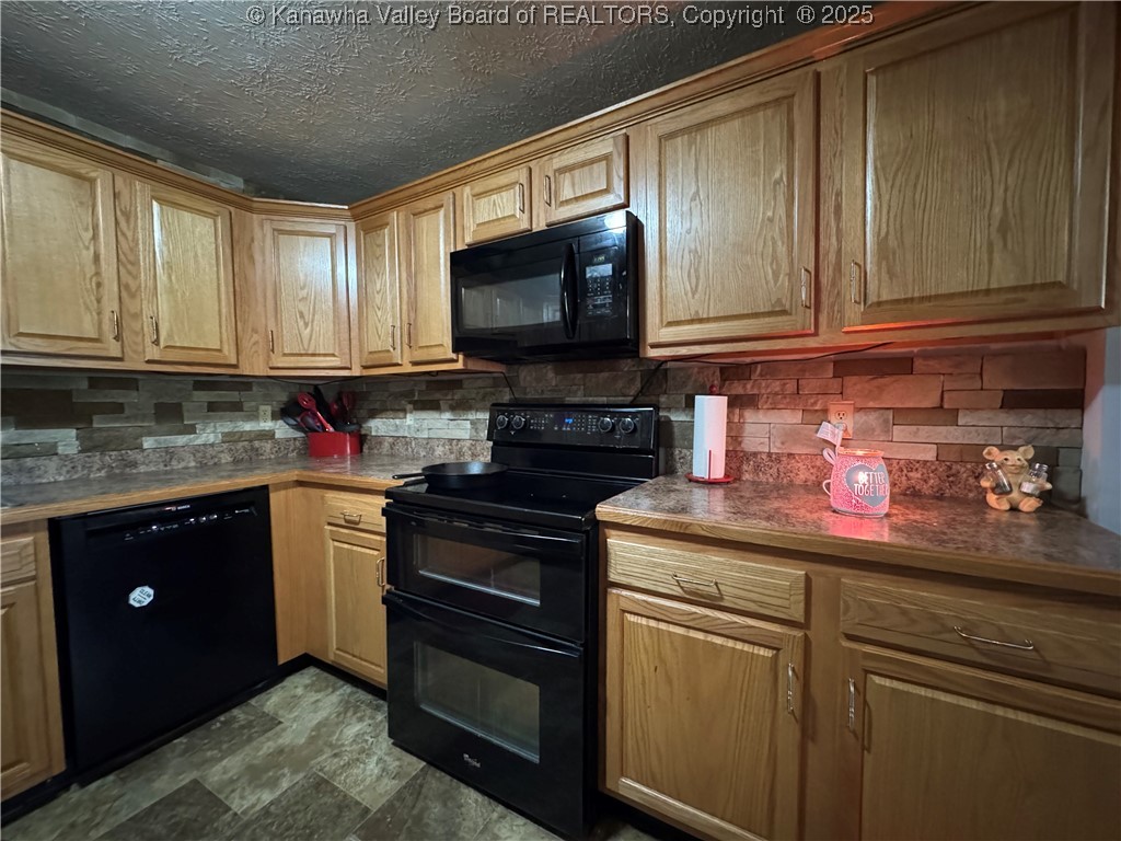 4948 Charleston Road Poca, WV 25159 - Photo 11 of 43 Gallery Image 11