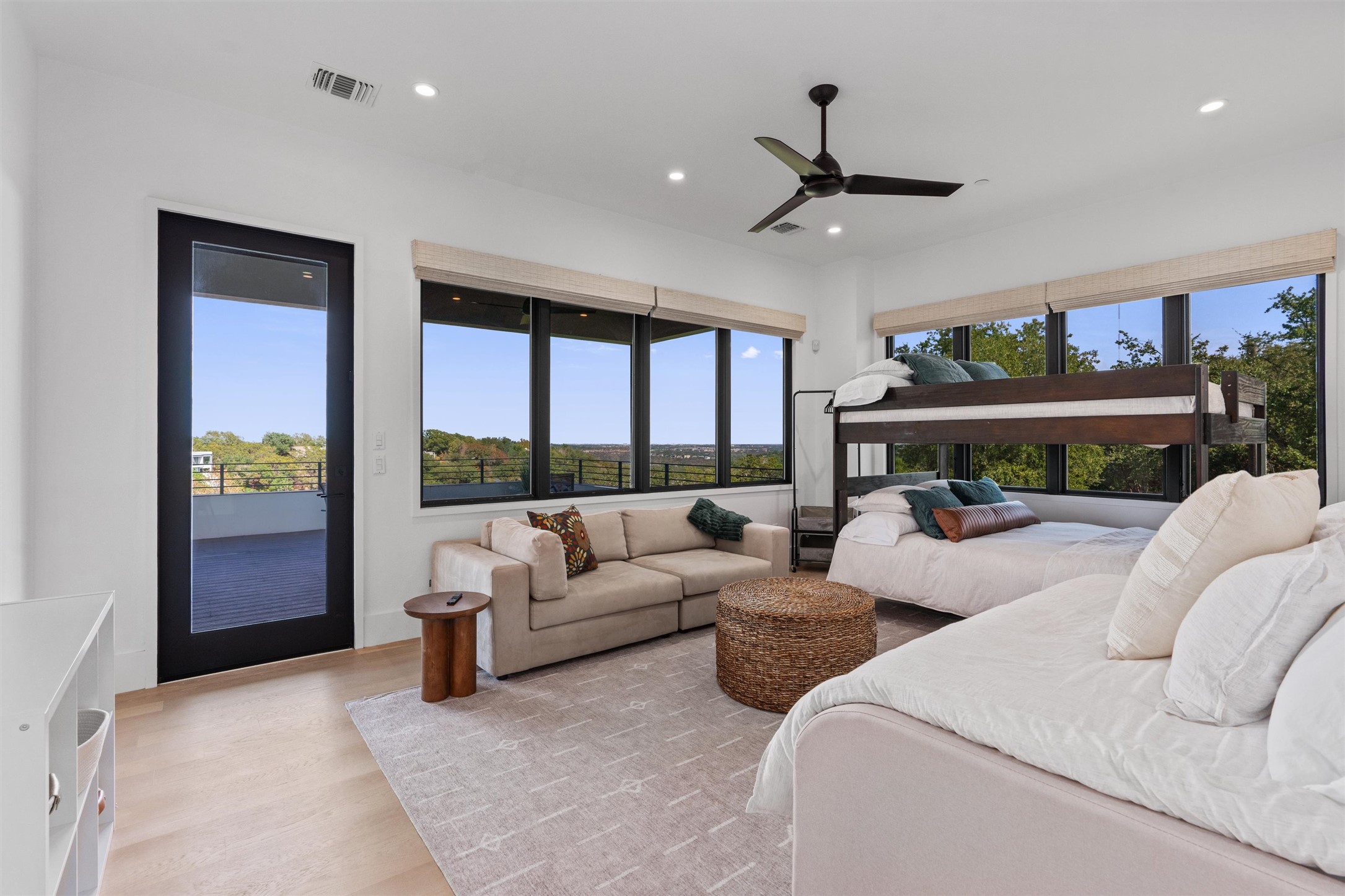 1500 The High Road Austin, TX 78746 - Photo 31 of 40 5th bedroom opens up to balcony