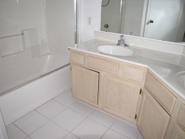 4620 East Danbury Road Phoenix, AZ 85032 - Photo 11 of 19 14