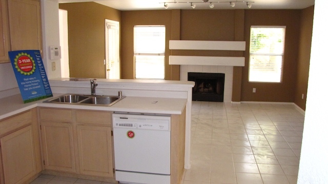 4620 East Danbury Road Phoenix, AZ 85032 - Photo 4 of 19 4